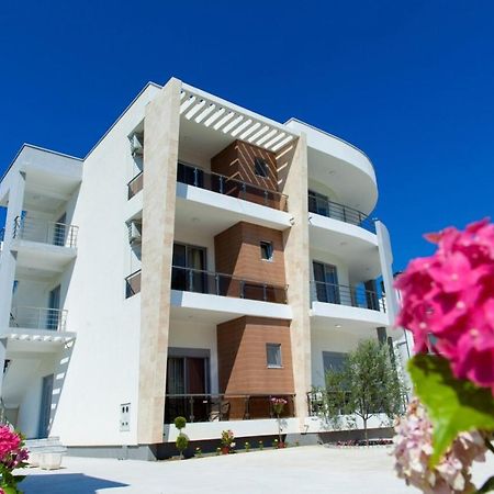 Demiri Apartments Улцинь Екстер'єр фото
