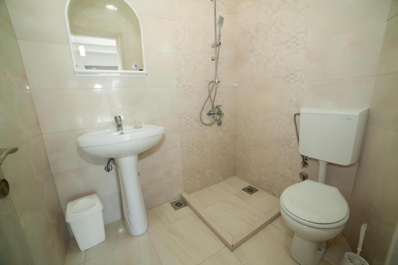 Demiri Apartments Улцинь Екстер'єр фото