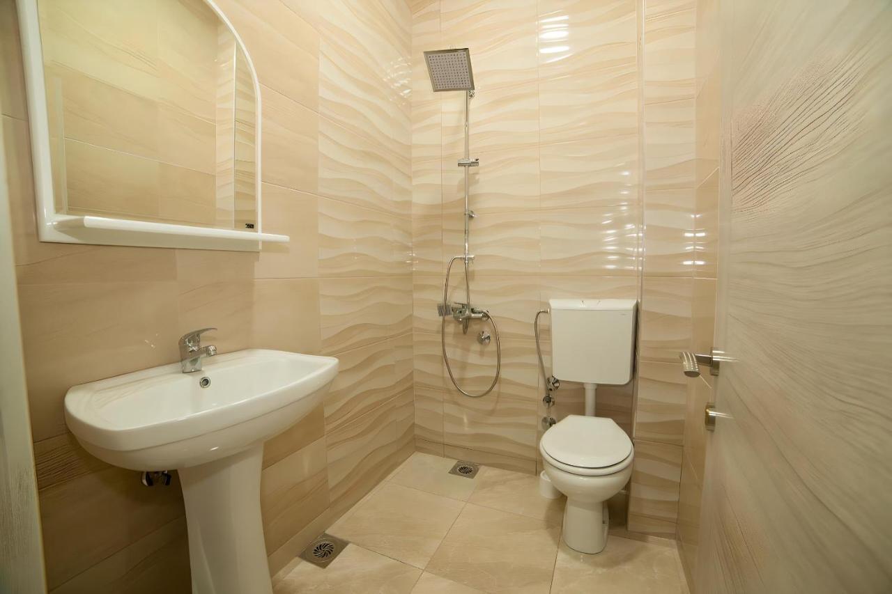 Demiri Apartments Улцинь Екстер'єр фото