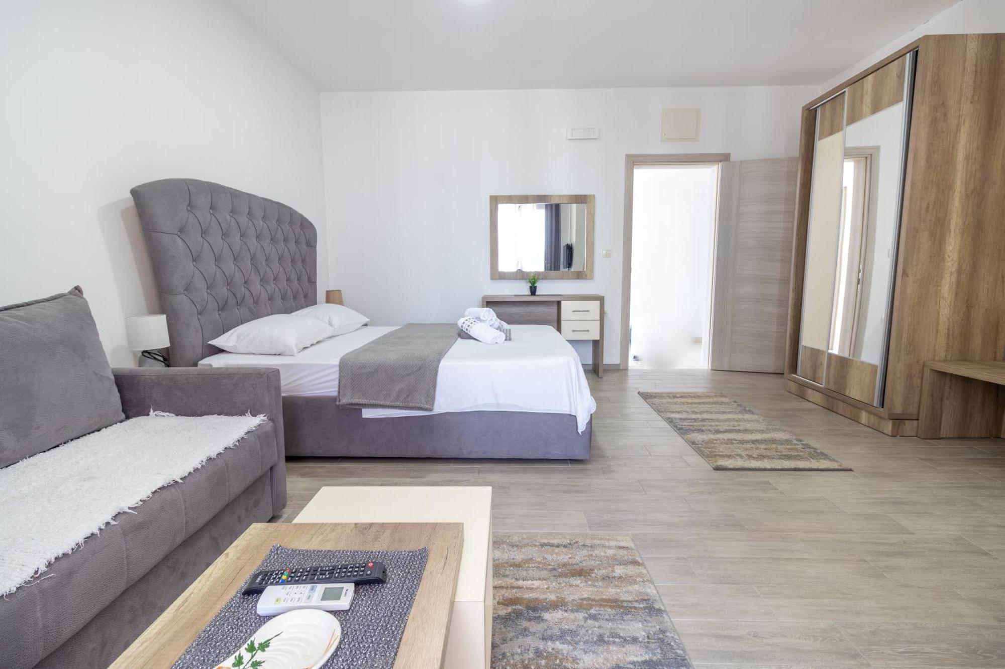 Demiri Apartments Улцинь Екстер'єр фото